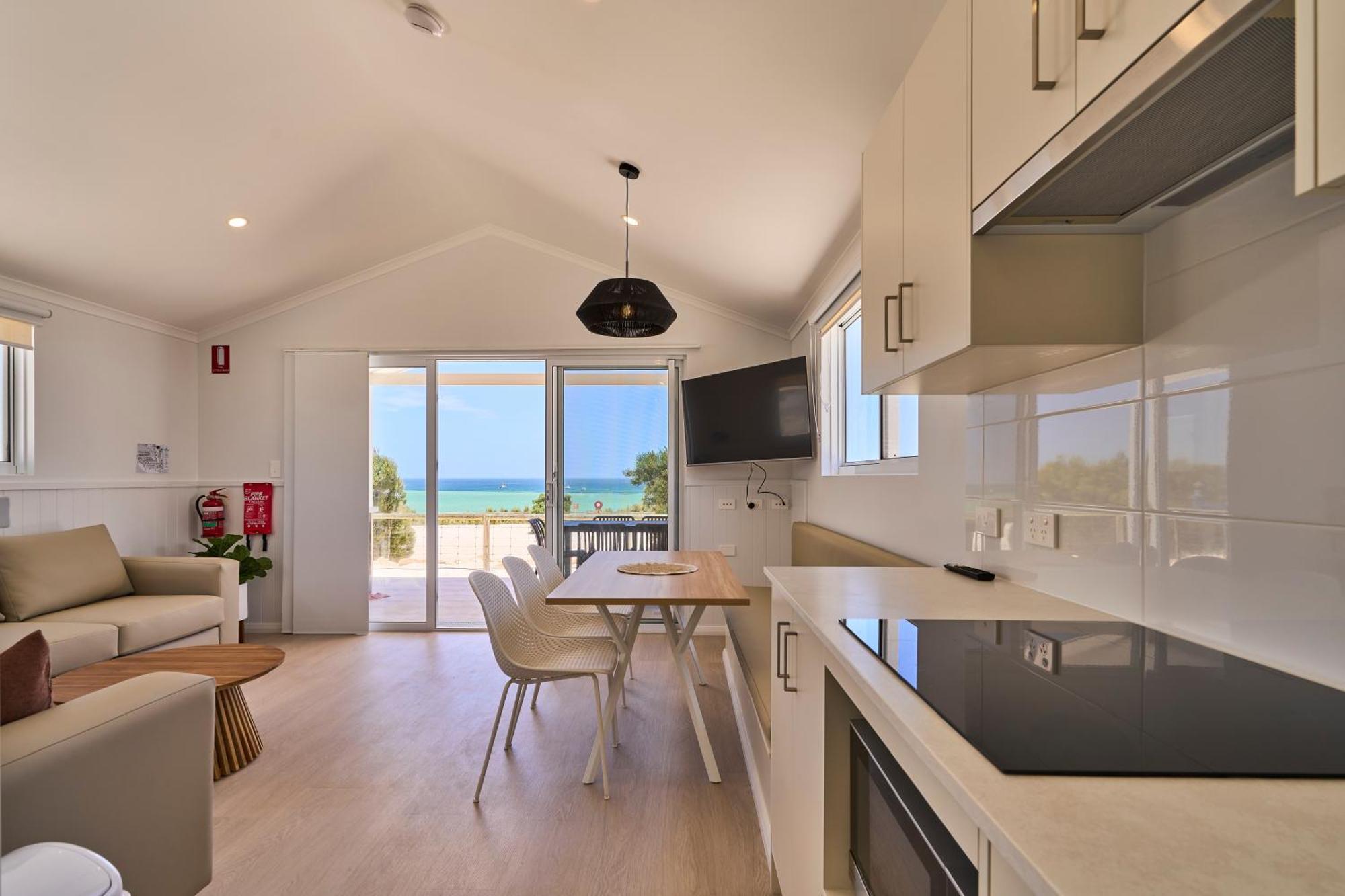 Tasman Holiday Parks - Denham Seaside Exterior photo